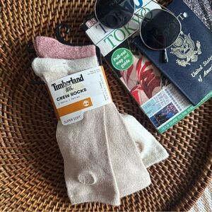 Timberland Women’s “Super Soft” Pink, Cream, Tan Crew Socks New in Package
